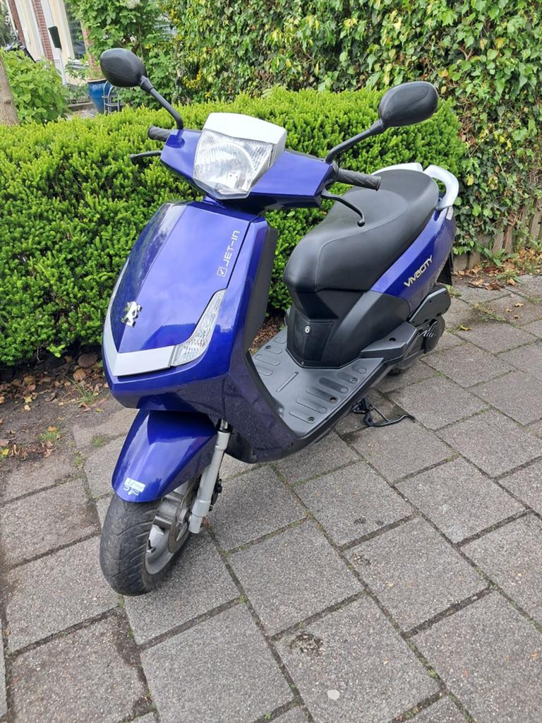 Peugeot ,Viva - City , 2. Takt. Snorscooter [ bj . 2010 ], Gebruikt, Ophalen of Verzenden, Benzine, Peugeot