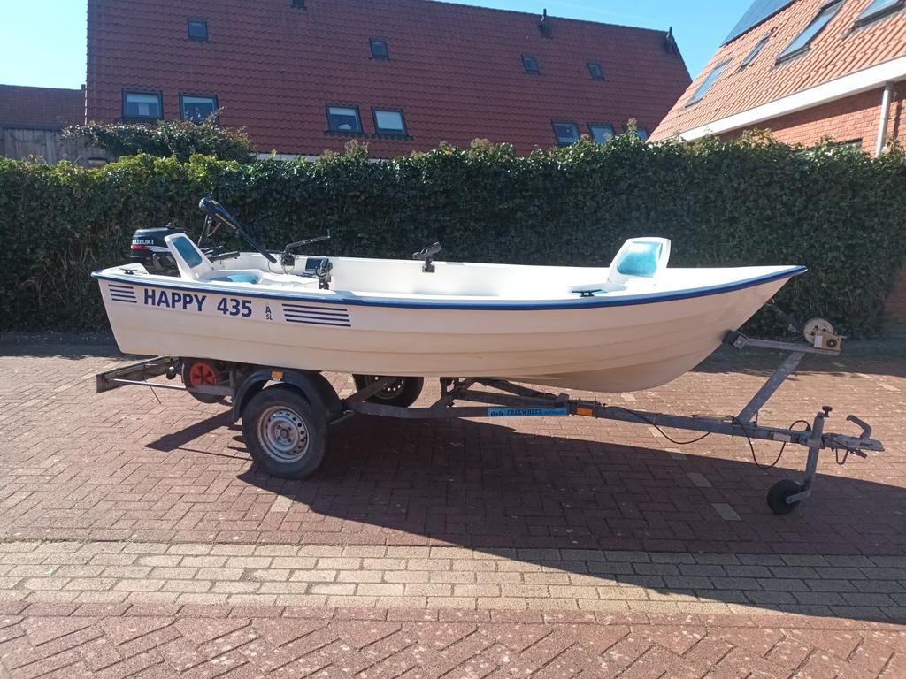 Complete Visboot met motor en trailer, Watersport en Boten, Vis- en Consoleboten, Gebruikt, Tot 10 pk, Ophalen of Verzenden, Buitenboordmotor