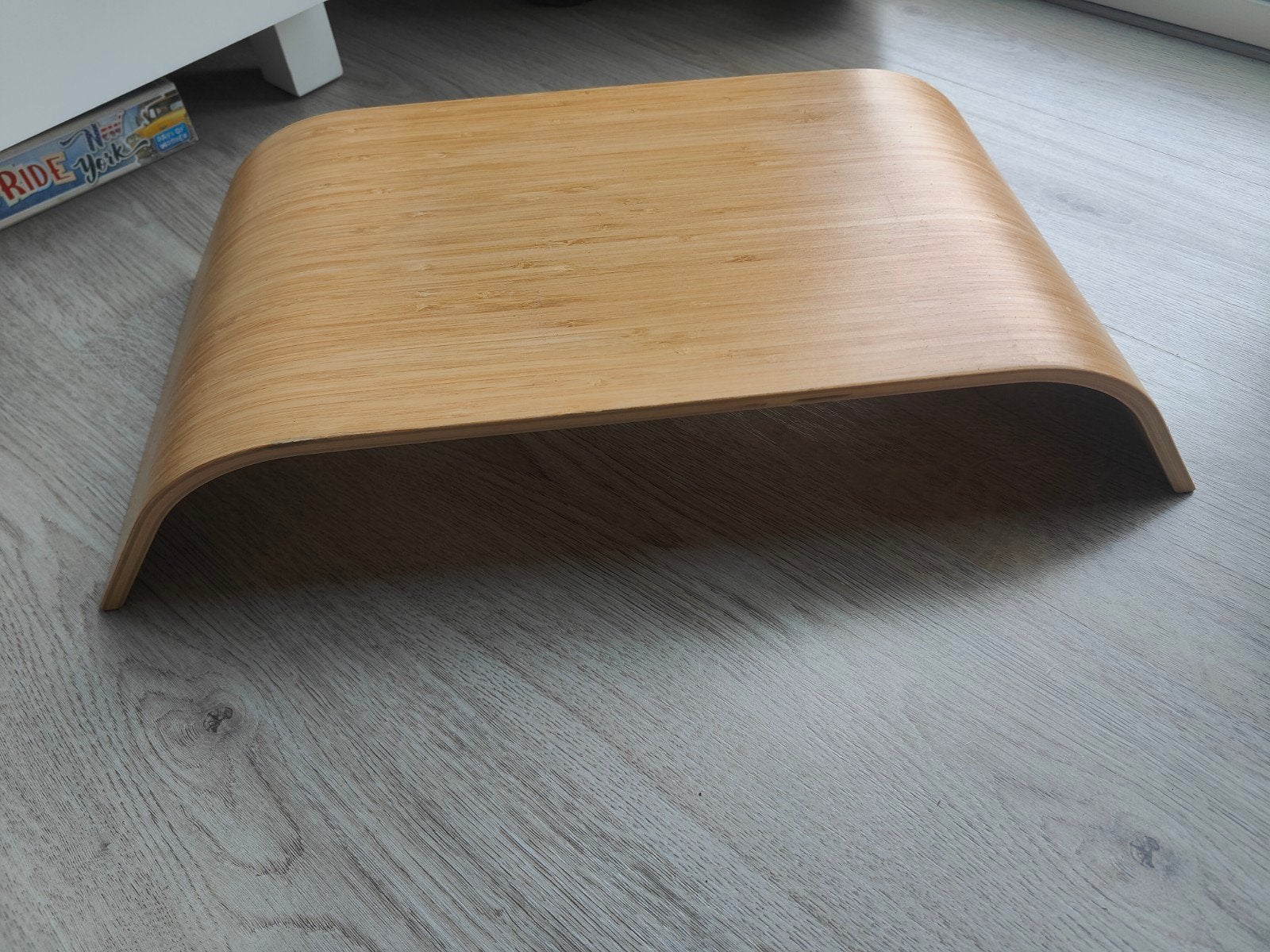 Bamboe Monitorstandaard | IKEA Sigfinn, Computers en Software, Ophalen of Verzenden, Zo goed als nieuw, IKEA