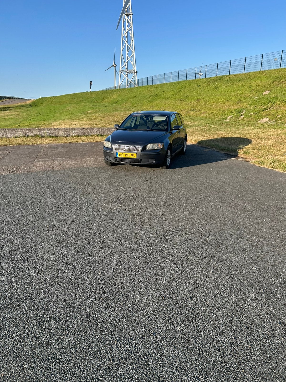 Auto Volvo V50 1.8 2005 Grijs, Auto's, Voorwielaandrijving, 125 pk, Zwart, 4 cilinders