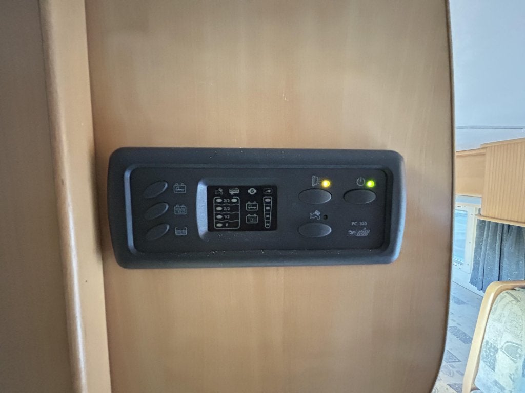 Foto 22 van Chausson WELCOME 70 Fransbed/NAP Fiat Ducato 2002