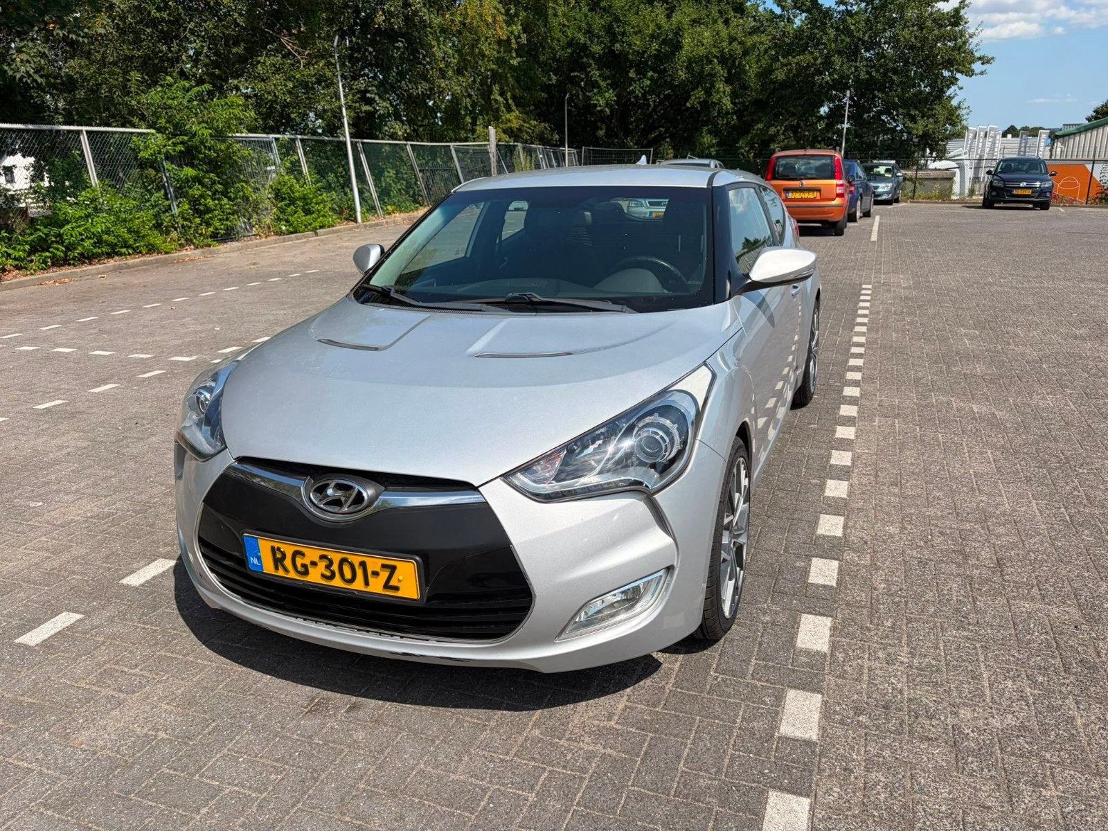 Hyundai Veloster 1.6 GDI 104KW 2013 Nieuwe APK en 4 banden, Voorwielaandrijving, 1160 kg, 1591 cc, 4 cilinders