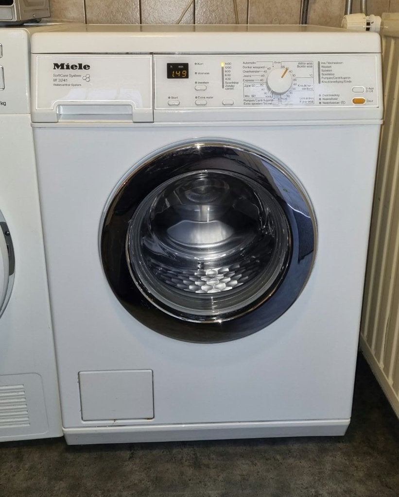 Miele W 3241 SoftCare wasmachine, Ophalen, Gebruikt, Energieklasse A of zuiniger, Voorlader