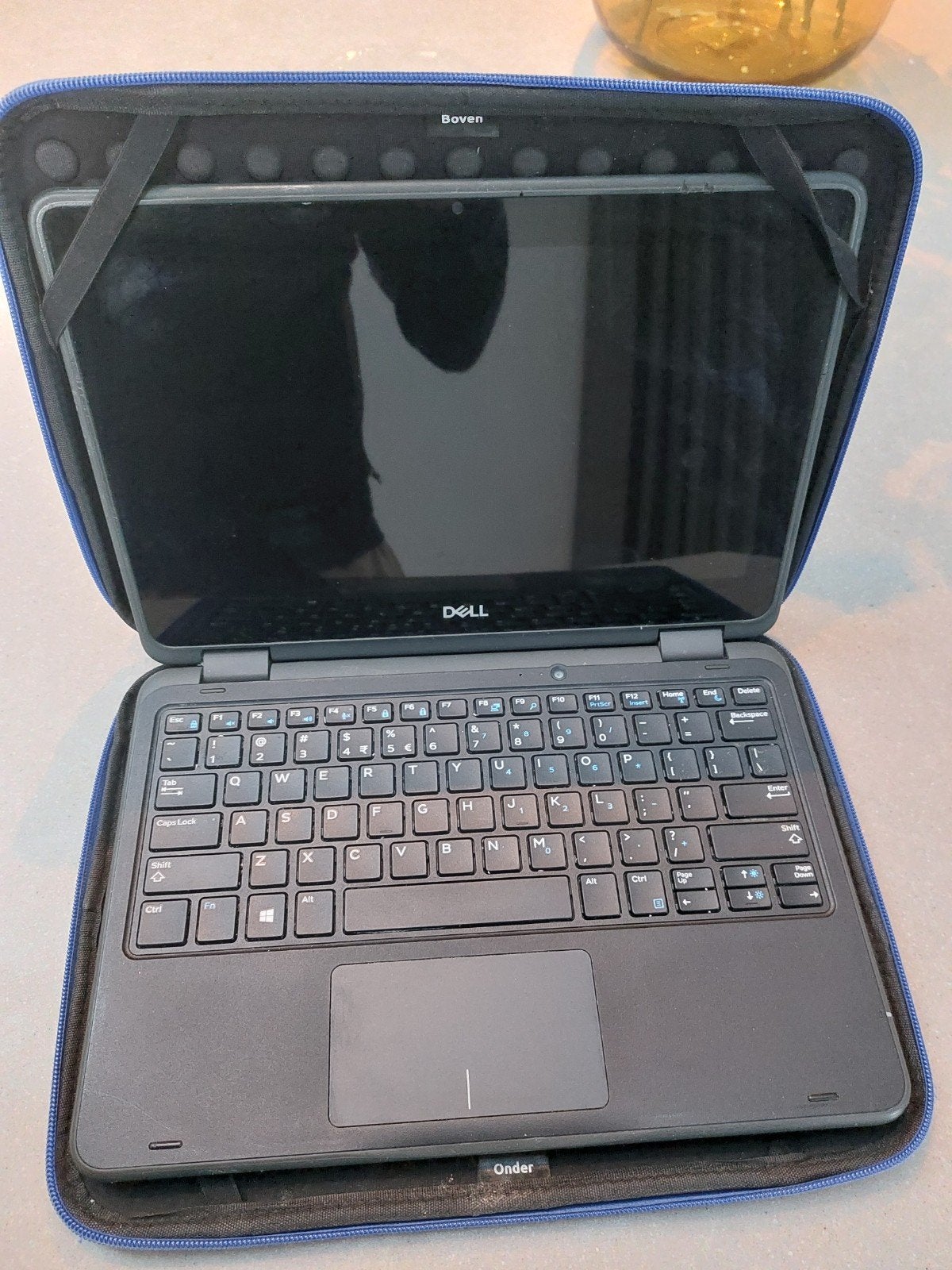 Dell Latitude 3190 2-in-1 Laptop - Gebruikt, Computers en Software, Windows Laptops, Gebruikt, Qwerty, Ophalen of Verzenden, Dell