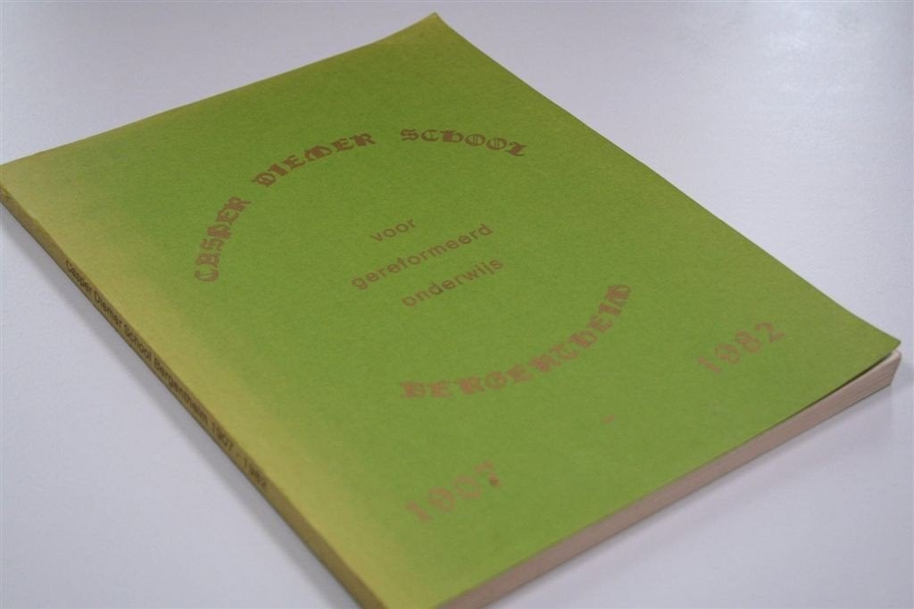Casper Diemerschool [1907-1982] — Bergentheim, Boeken, Geschiedenis | Stad en Regio, Ophalen of Verzenden, Gelezen