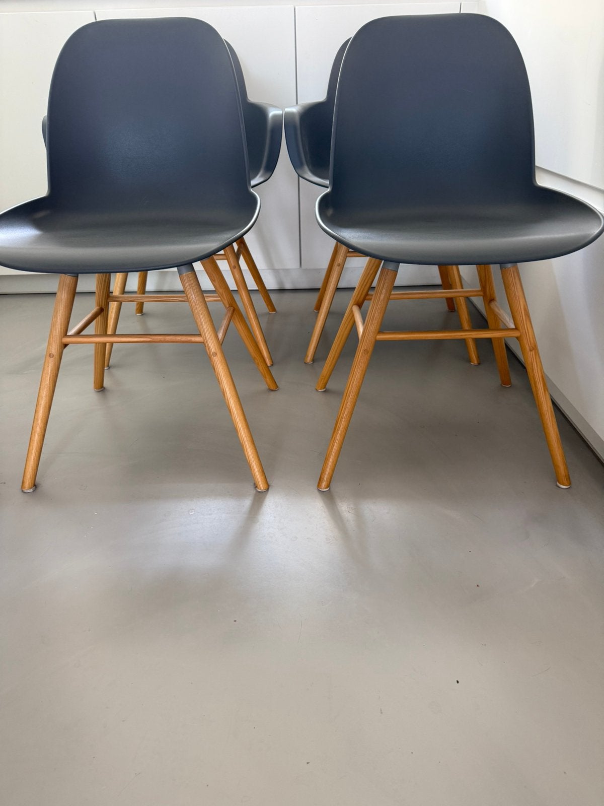 4 Albert Kuip eetkamerstoelen van Zuiver, Huis en Inrichting, Stoelen, Ophalen, Kunststof, Gebruikt, Vier