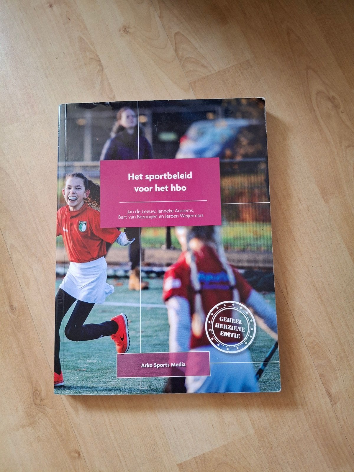 Jan de Leeuw - Het sportbeleid voor het hbo, Boeken, Zo goed als nieuw, Balsport, Jan de Leeuw; Janneke Aussems; Bart van Bezooijen; Jeroen Wei...