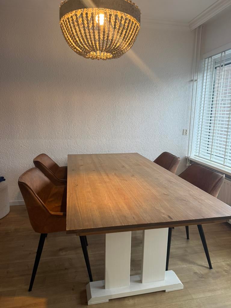 Eettafel en eetstoelen te koop, Ophalen, Zo goed als nieuw, 4 tot 6 stoelen