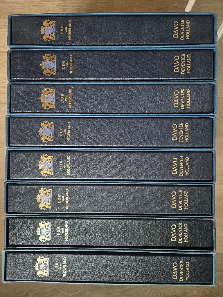 Eerstedagbladen Nederland 1 t/m 379 in luxe Davo albums, Postzegels en Munten, Ophalen, Nederland
