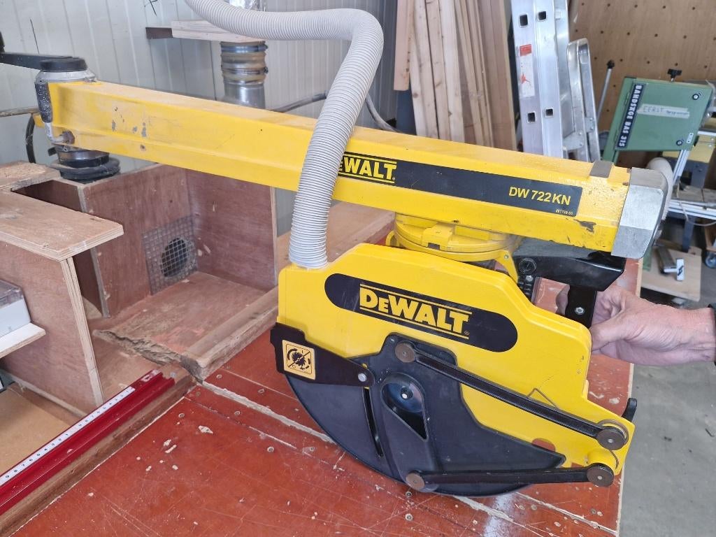 Dewalt afkortzaag professioneel met grote arm., Doe-het-zelf en Verbouw, Ophalen, Gebruikt, DeWalt, 70 mm of meer