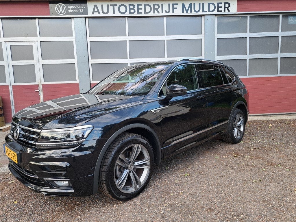 Volkswagen TIGUAN Allspace 1.5 TSI 150 Pk R-Line Pano, Alcan, Auto's, Automaat, 4 cilinders, USB, Zwart