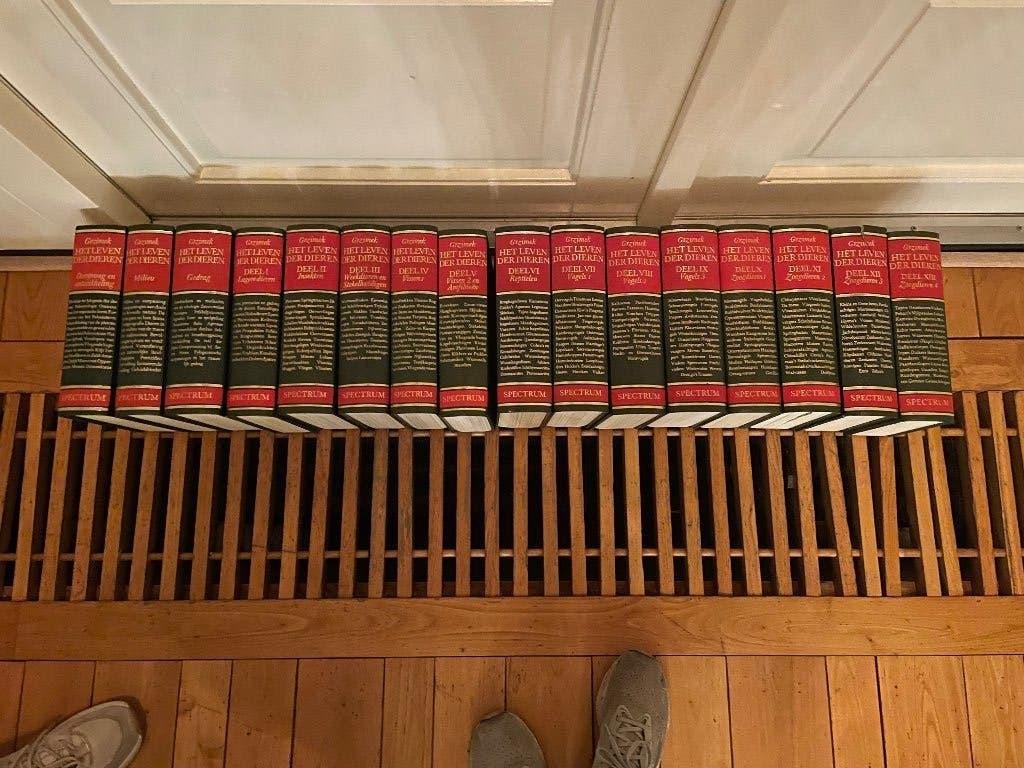 Grzimek dieren encyclopedie 16 delen, Boeken, Encyclopedieën, Complete serie, Grzimek, Dieren, Ophalen