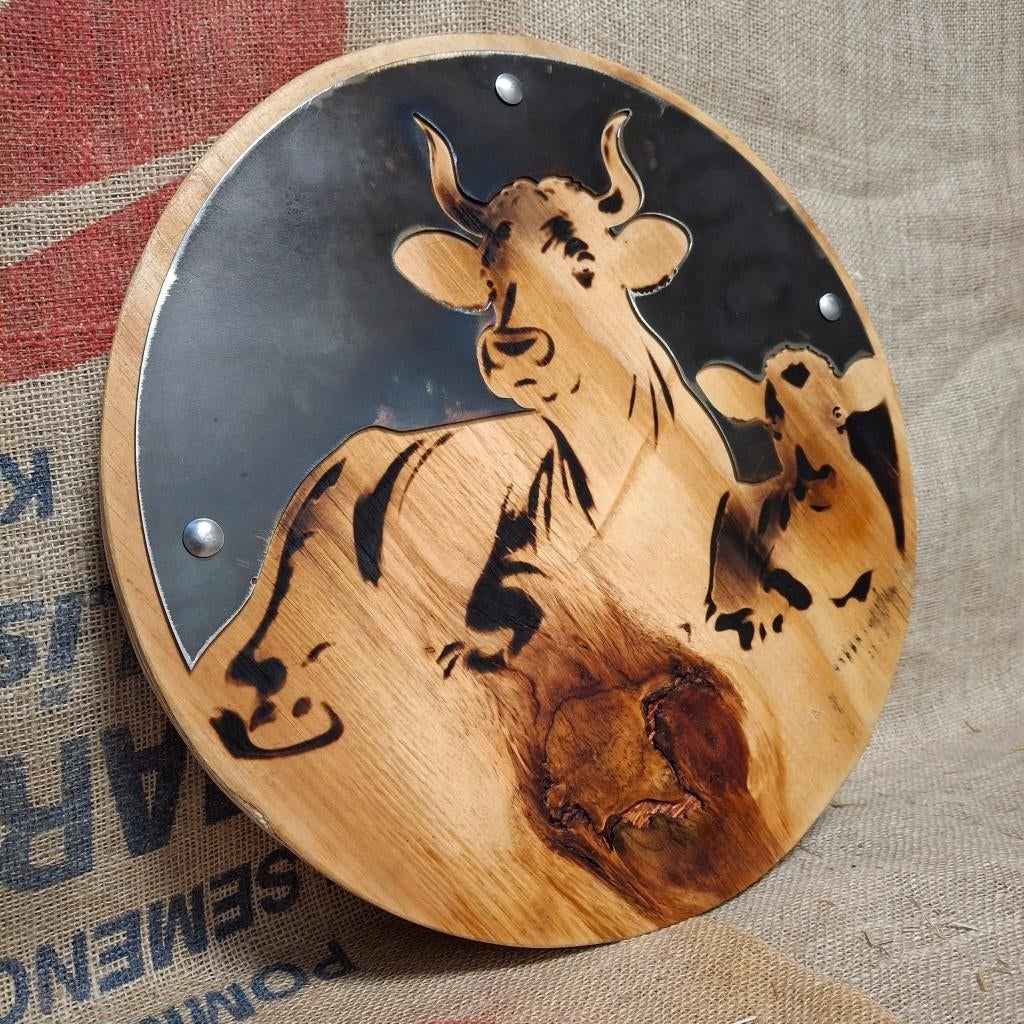 Koe met kalfje - Hout en plaatstaal - Borrelplank / Wandbord, Ophalen of Verzenden, Nieuw