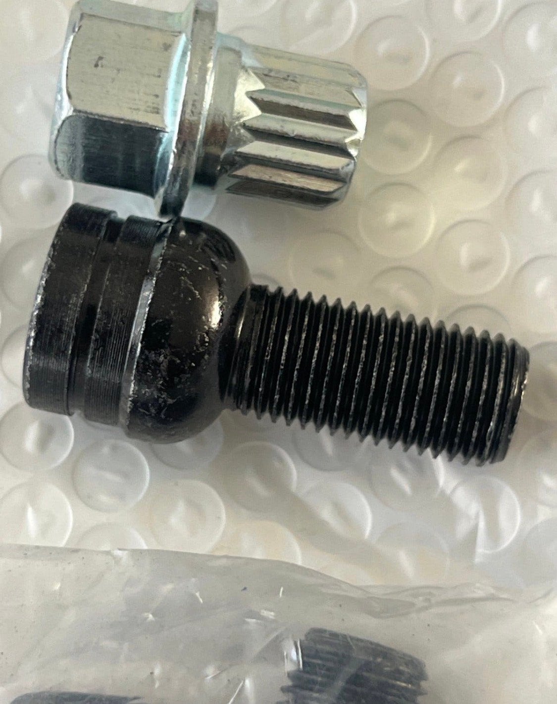 Wielslotbouten M14x1.5 met sleutel - 5 stuks, Ophalen of Verzenden, Nieuw, Universele onderdelen