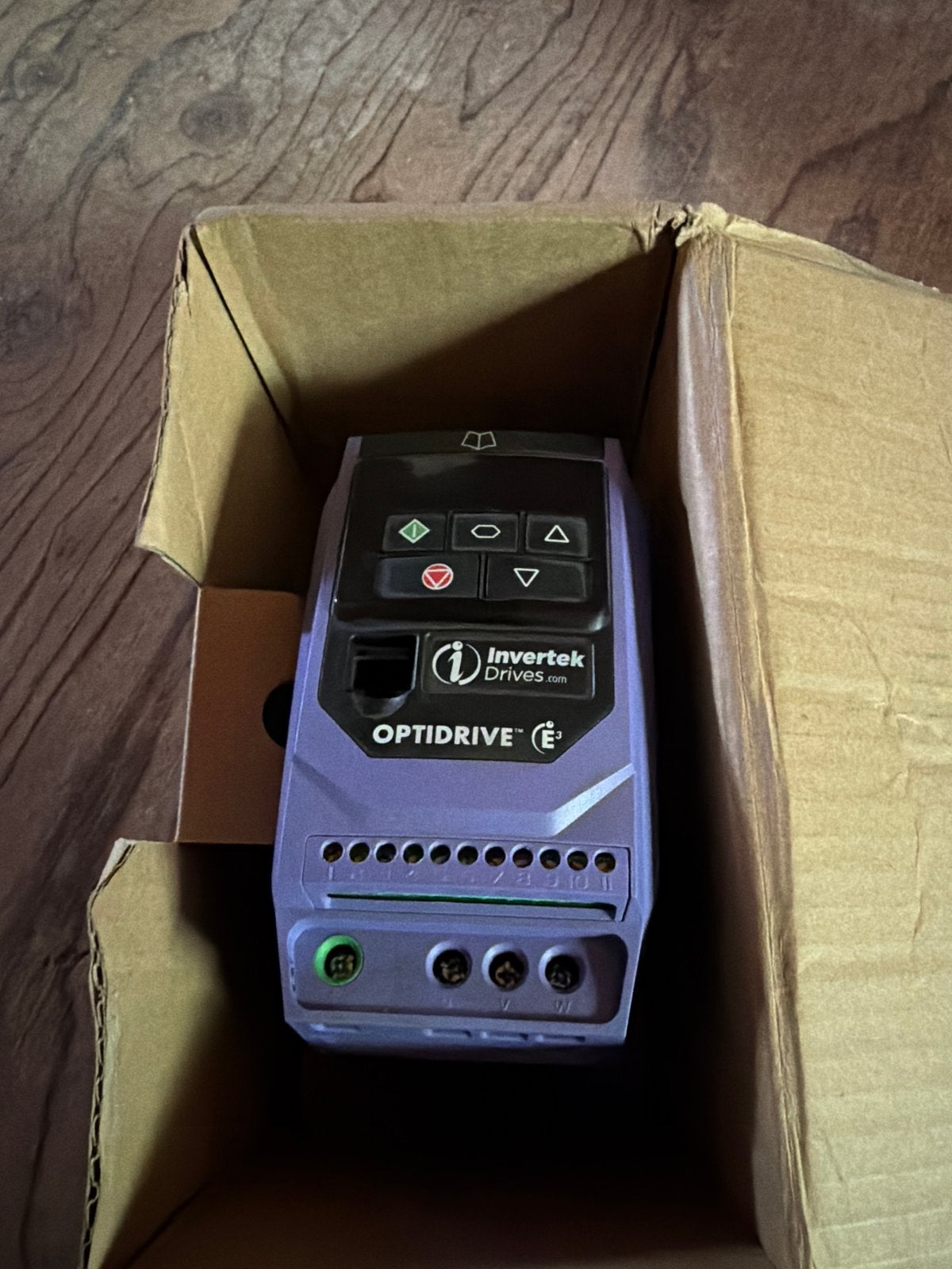 Invertek Optidrive E3 Frequentieomvormer ODE-3-220023-1F12, Ophalen