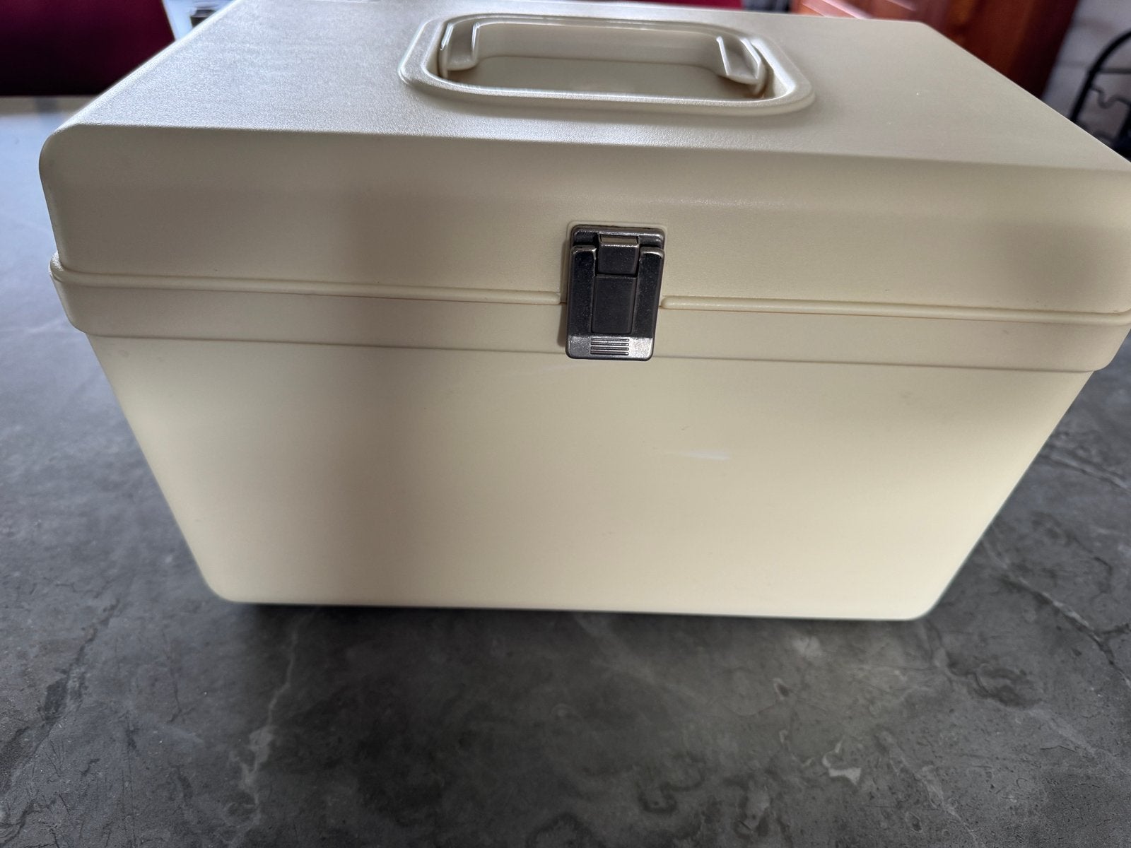 CURVER NAAIBOX WIT 36 c 23 x 23 cm, Ophalen, Zo goed als nieuw