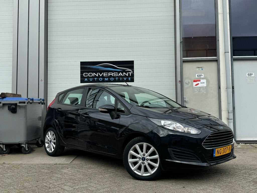 Ford Fiesta 1.0 Titanium |ECO|PDC|Cruise|Stoelver|Bluetooth|, Auto's, Ford, Voorwielaandrijving, Euro 5, Stof, Zwart