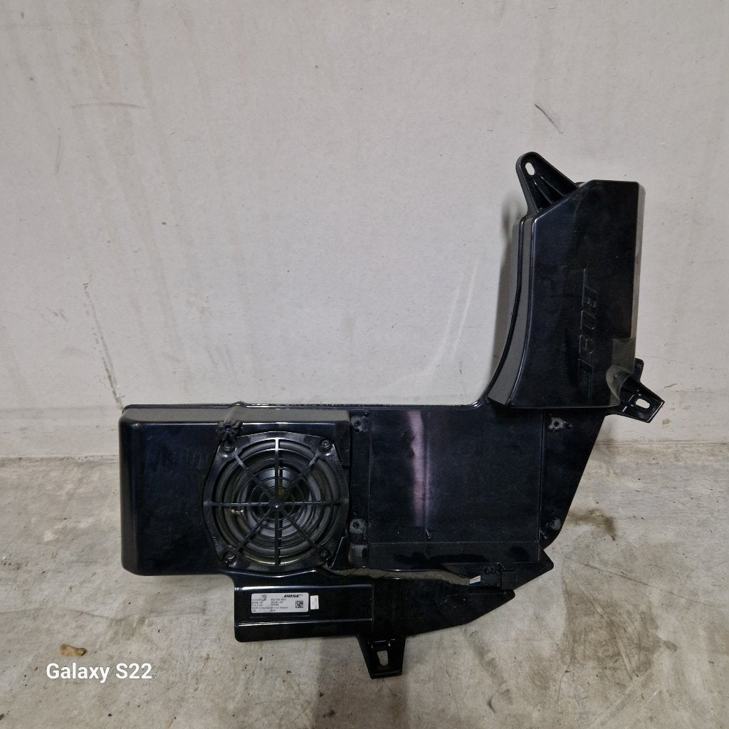 AUDI A4 B6 B7 AVANT BOSE SUBWOOFER / 8E9035382C, Gebruikt, Imprint@audi.de, AUDI AG, Auto-Union-Straße 1, 85057 Ingolstadt, Duitsland