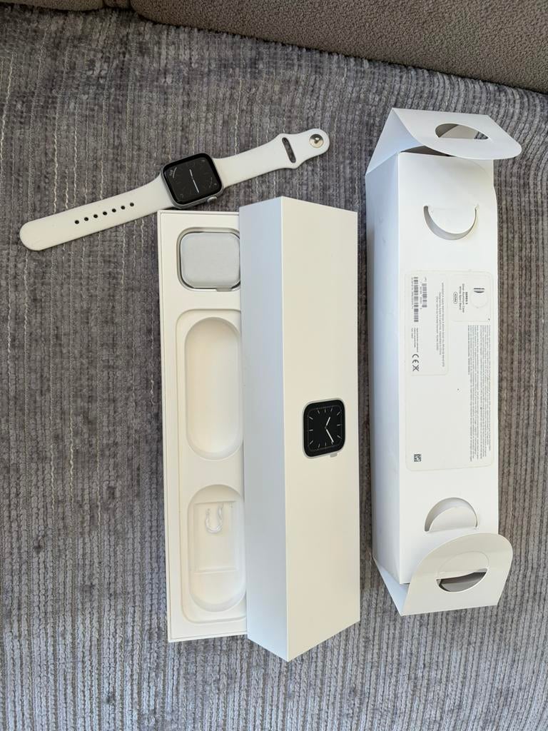 Apple watch serie 5 zilver, Ophalen, Gebruikt, Zilver, IOS