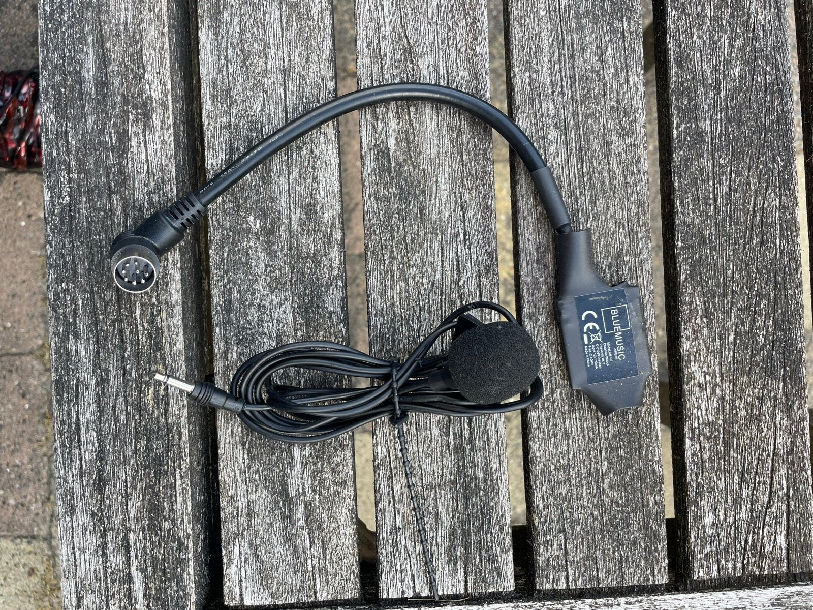 BlueMusic BT Adapter voor Volvo (oudere modellen) +handsfree, Ophalen of Verzenden