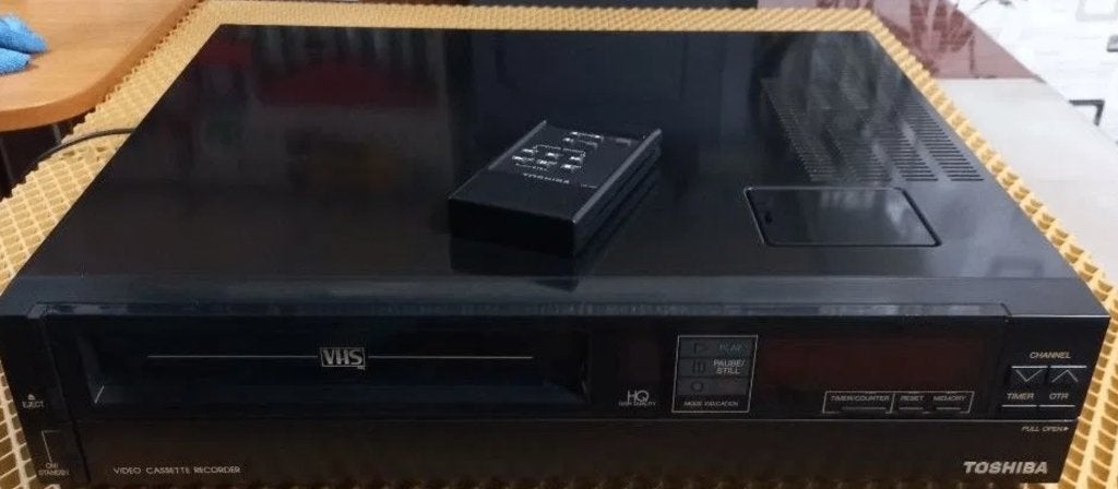 Toshiba V-83CZ videorecorder