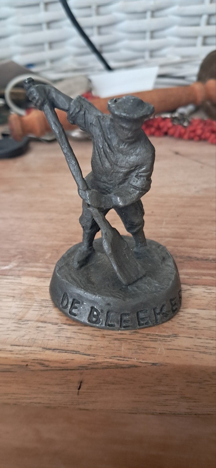 Vintage Tinnen Beeldje "De Bleeker" - Oud Ambacht, Antiek en Kunst, Ophalen of Verzenden