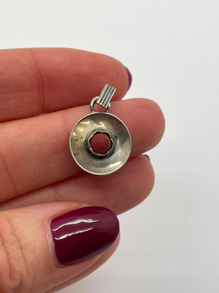 D424 Prachtige zilveren hanger met bloedkoraal, Ophalen of Verzenden, Zilver, Ketting