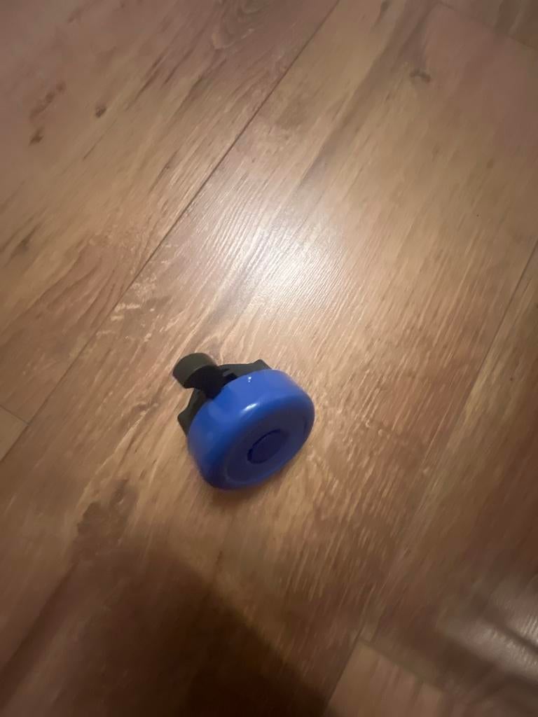Blauwe fietstoeter/bel, Fietsen en Brommers, Fietsaccessoires | Fietsbellen, Ophalen of Verzenden, Nieuw