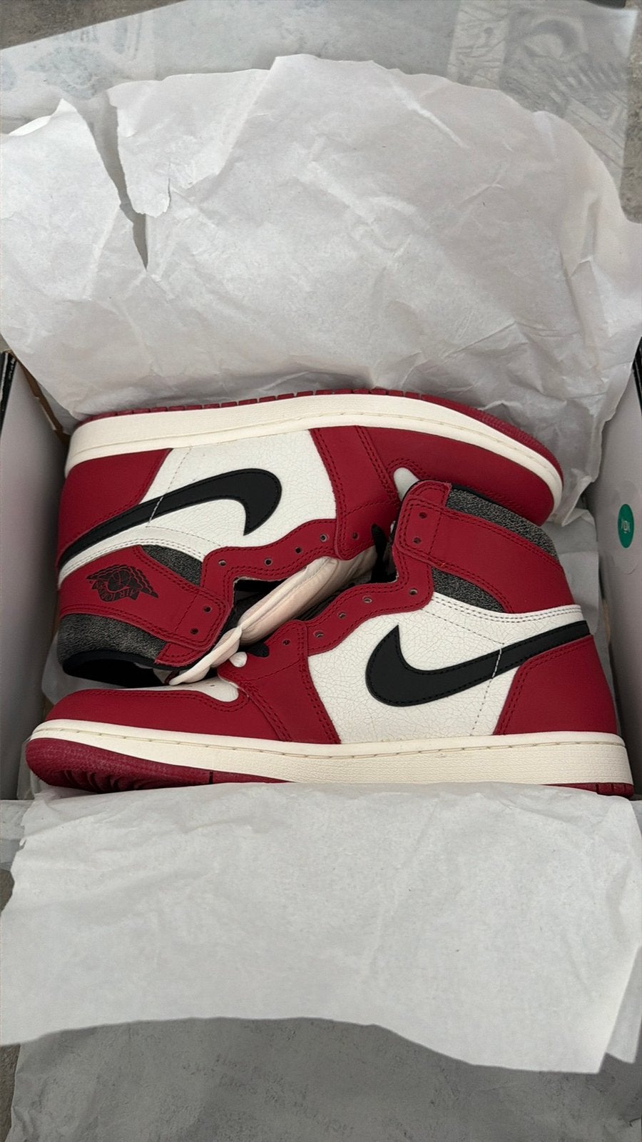 Jordan 1 Retro High OG Chicago Lost and Found maat 43 US 9,5, Overige kleuren, Nieuw, Ophalen of Verzenden, Sneakers of Gympen