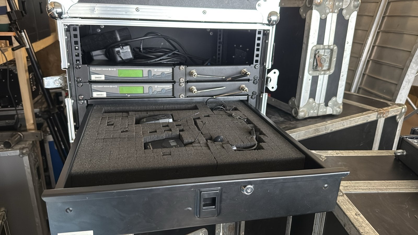 Sennheiser EW300 Draadloos Microfoon Systeem met 2 Zenders, Muziek en Instrumenten, Ophalen of Verzenden, Gebruikt, Zangmicrofoon