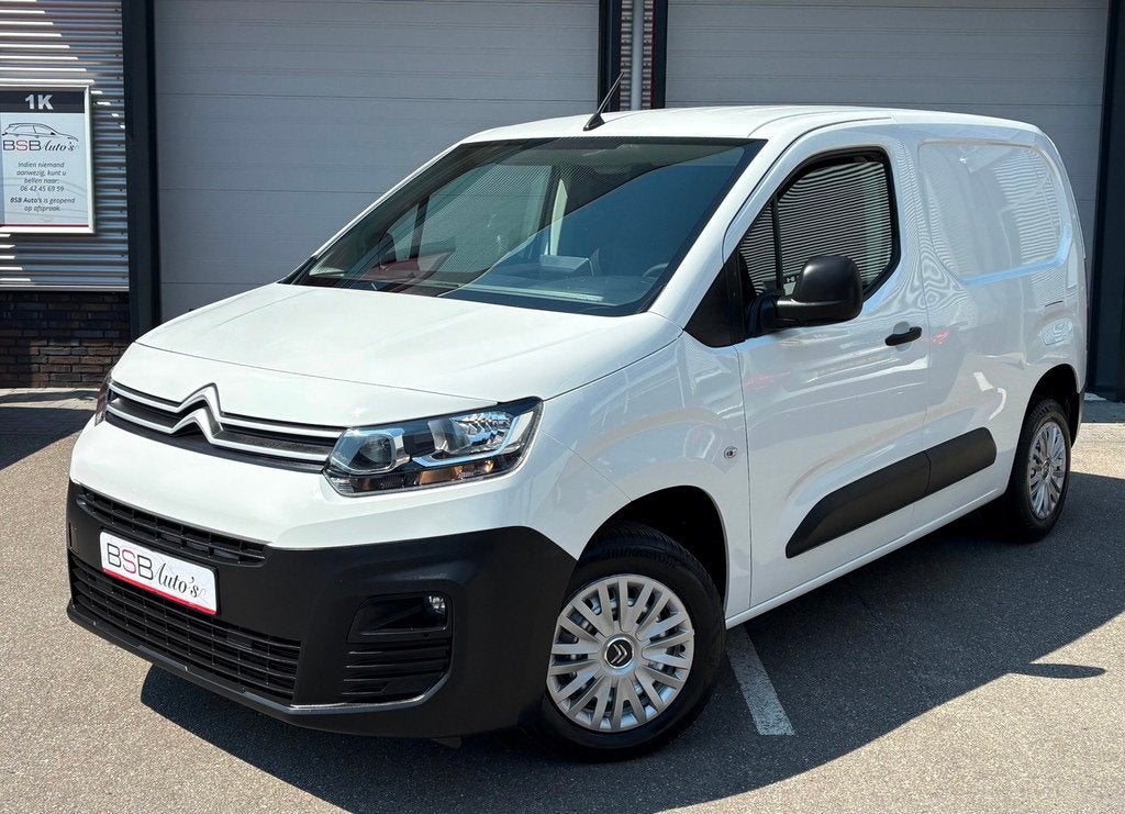 Citroen Berlingo 1.2 PureTech Club Airco Cruise Pdc Carplay, Auto's, Bestelauto's, Voorwielaandrijving, Gebruikt, 1199 cc, Citroën