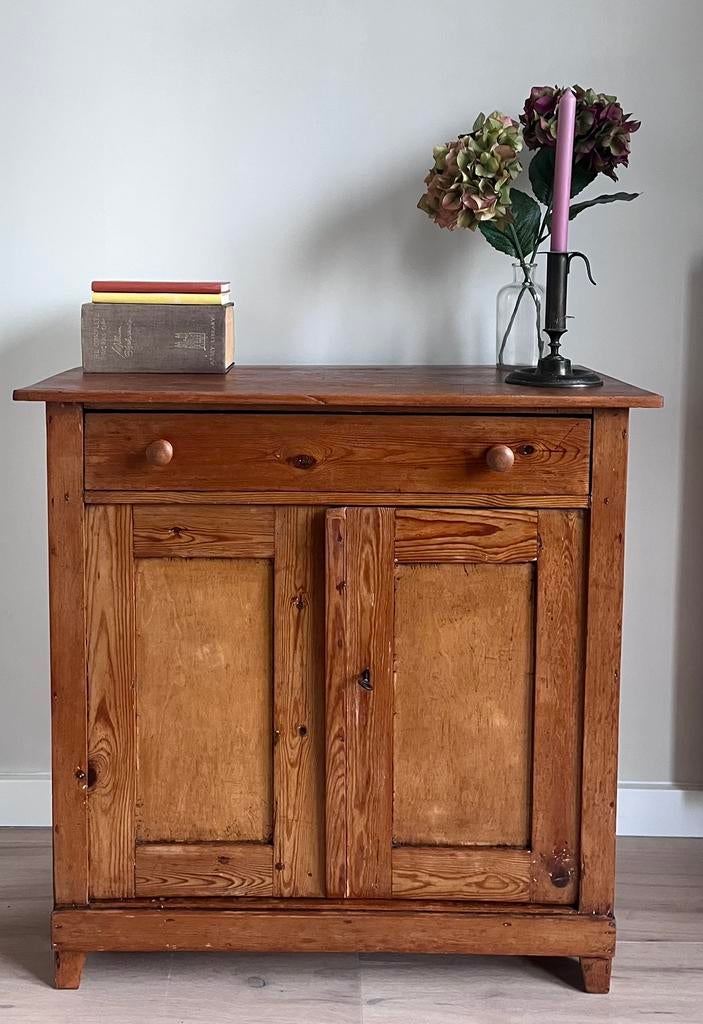 Sideboard vintage / kabinet / dressoir / grenen, Antiek en Kunst, Ophalen of Verzenden
