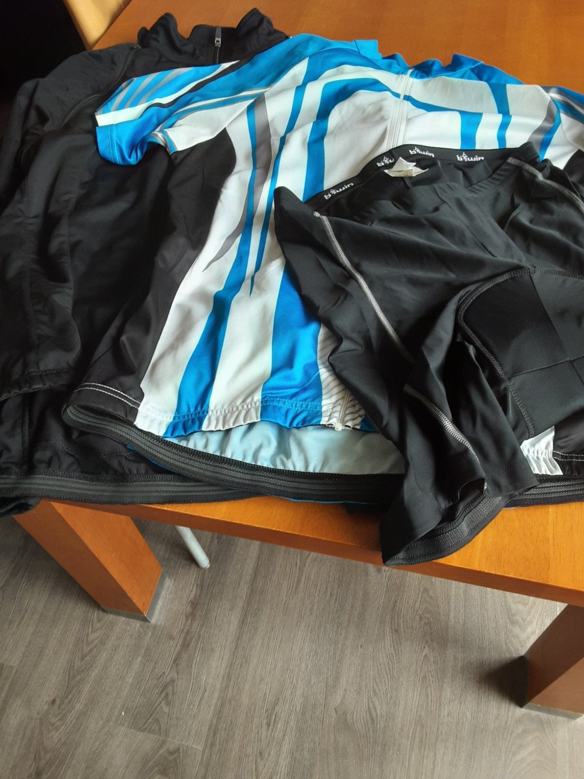 Set van broek, shirt en jasje maat XL van Decathlon, Ophalen of Verzenden, Zo goed als nieuw, Kleding