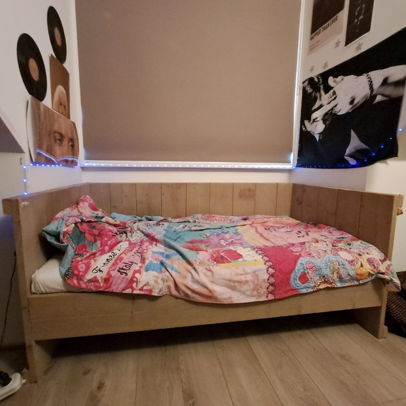 Bedbank 170x104x80 cm GRATIS OP TE HALEN met matras en latte, Ophalen, Gebruikt, Eenpersoons, 190 cm of minder