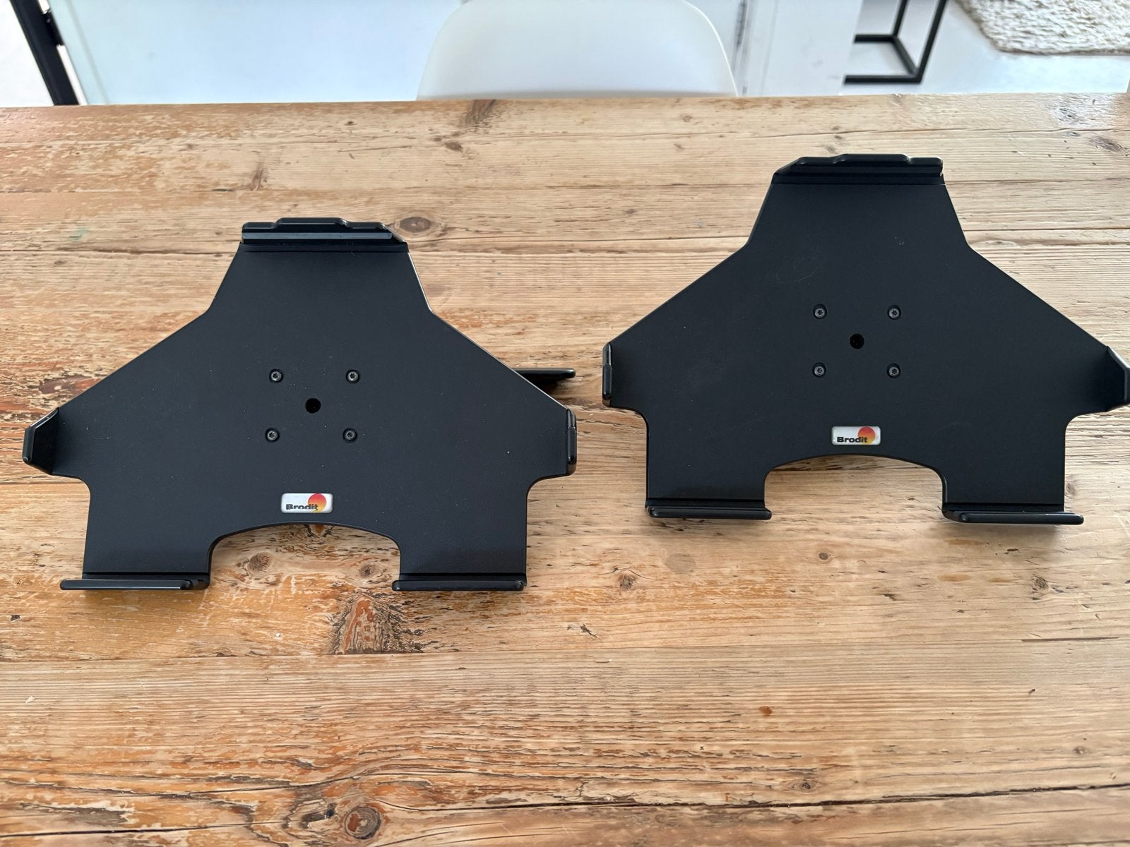 Brodit 811050 - Volvo V70/11/N, XC60/70/90, S60/70/80, Ophalen of Verzenden, Gebruikt