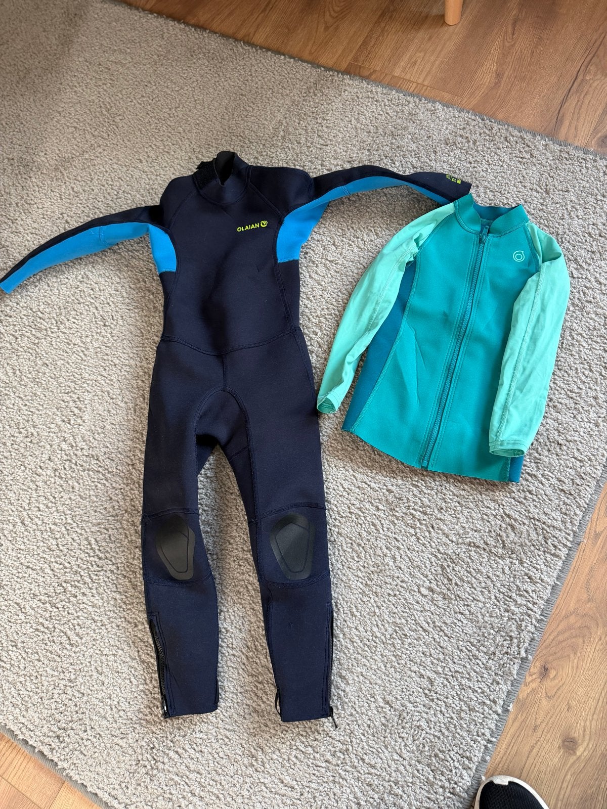 Decathlon OLAIAN Neopreen Wetsuit & Zwemshirt Set Kinderen, Kinderen en Baby's, Kinderkleding | Kinder-zwemkleding, Ophalen, UV-zwemkleding