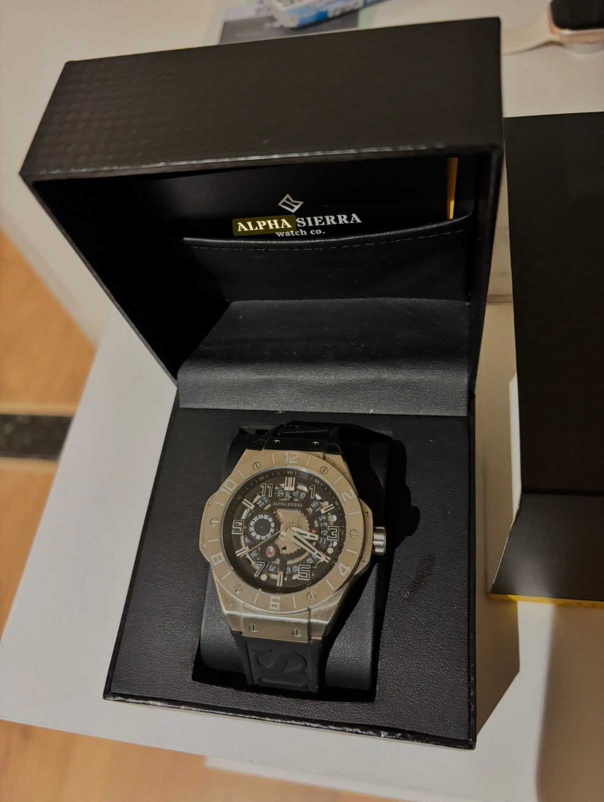 Alpha sierra  Hellcat sb03 automatisch herenhorloge z.g.a.n, Overige merken, Overige materialen, Polshorloge, Kunststof