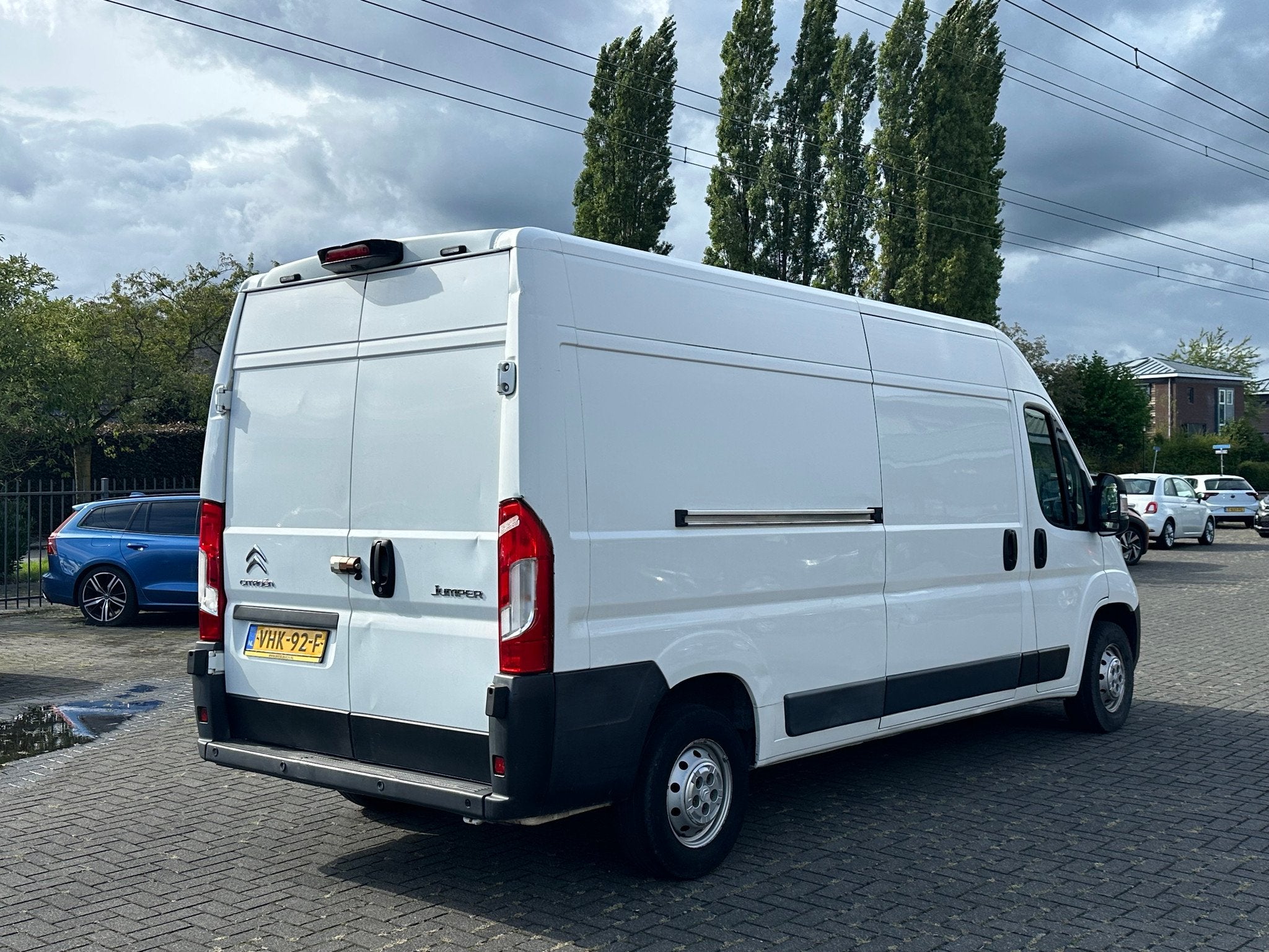 Citroen Jumper 2.0 BlueHDi | L3H2 Economy 3-Pers | Airco | C, Auto's, Voorwielaandrijving, 3300 kg, Gebruikt, Euro 6