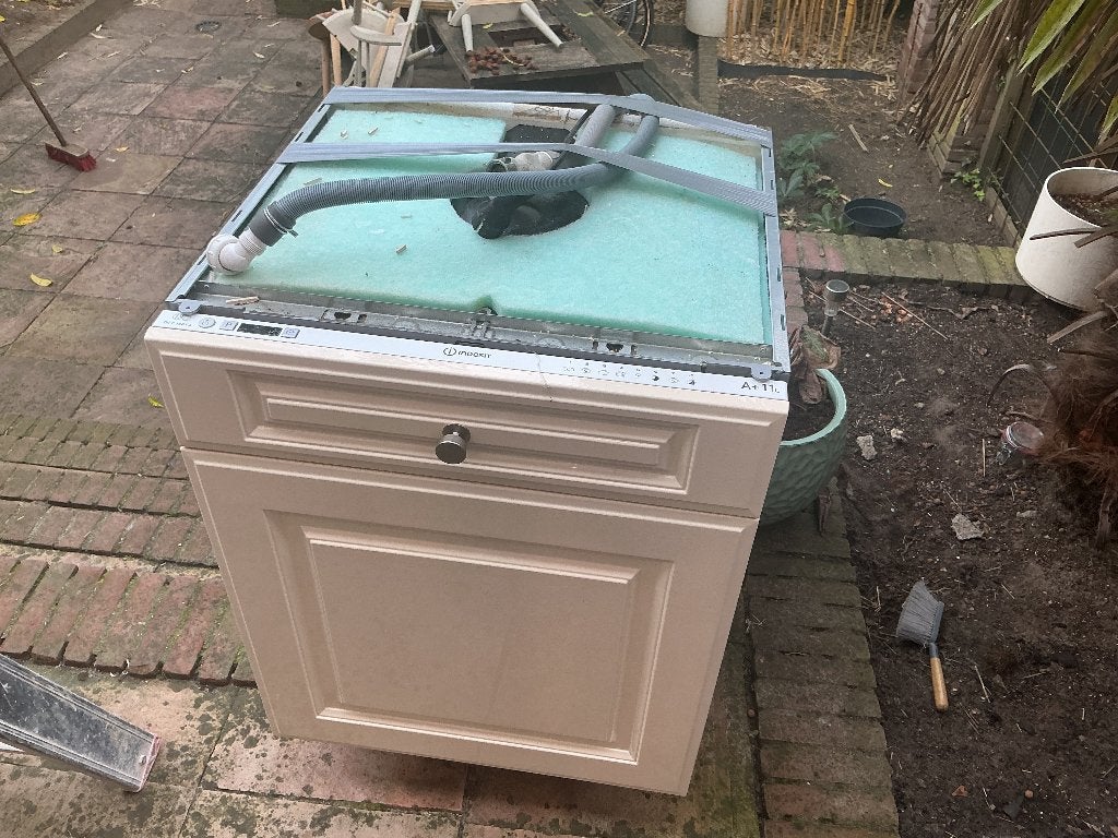 Indesit DIPP 18B1 A Inbouw Vaatwasser - Gebruikt