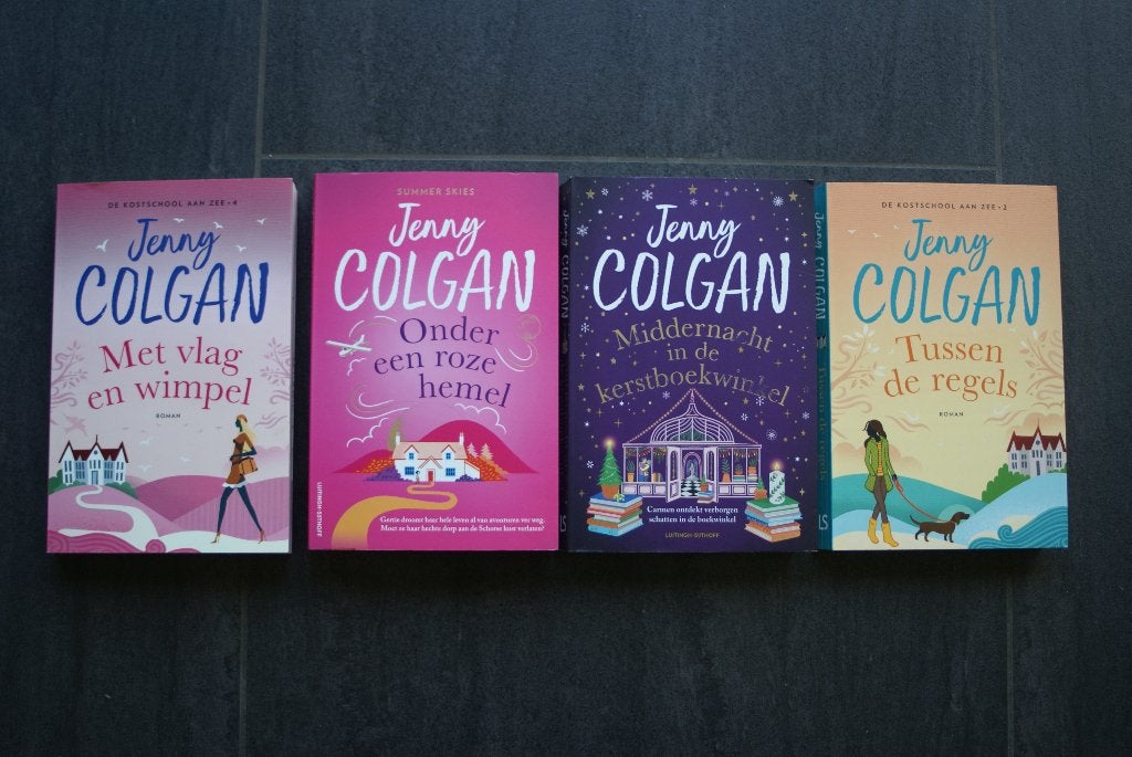 Jenny Colgan.. oa. MIDDERNACHT IN DE kERSTBOEKWINKEL, Ophalen of Verzenden, Zo goed als nieuw, Jenny Colgan