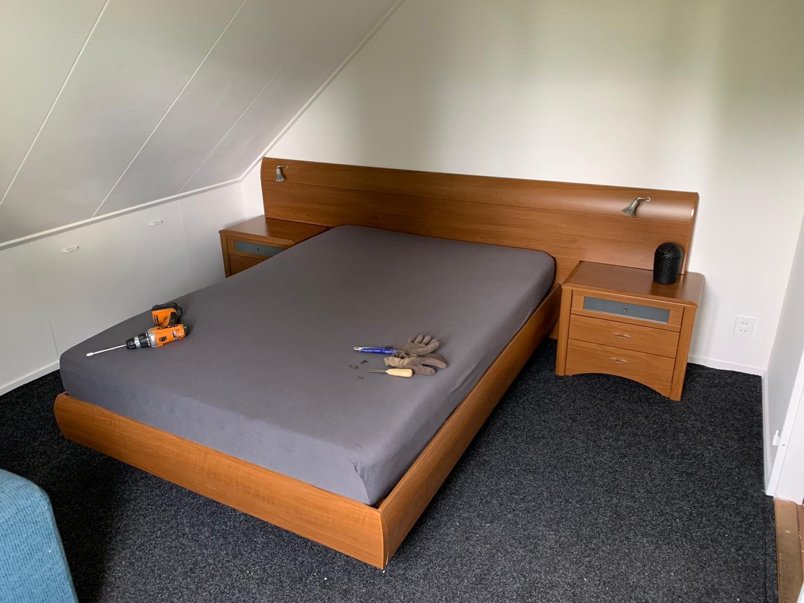 Tweepersoonsbed, Ophalen, Gebruikt