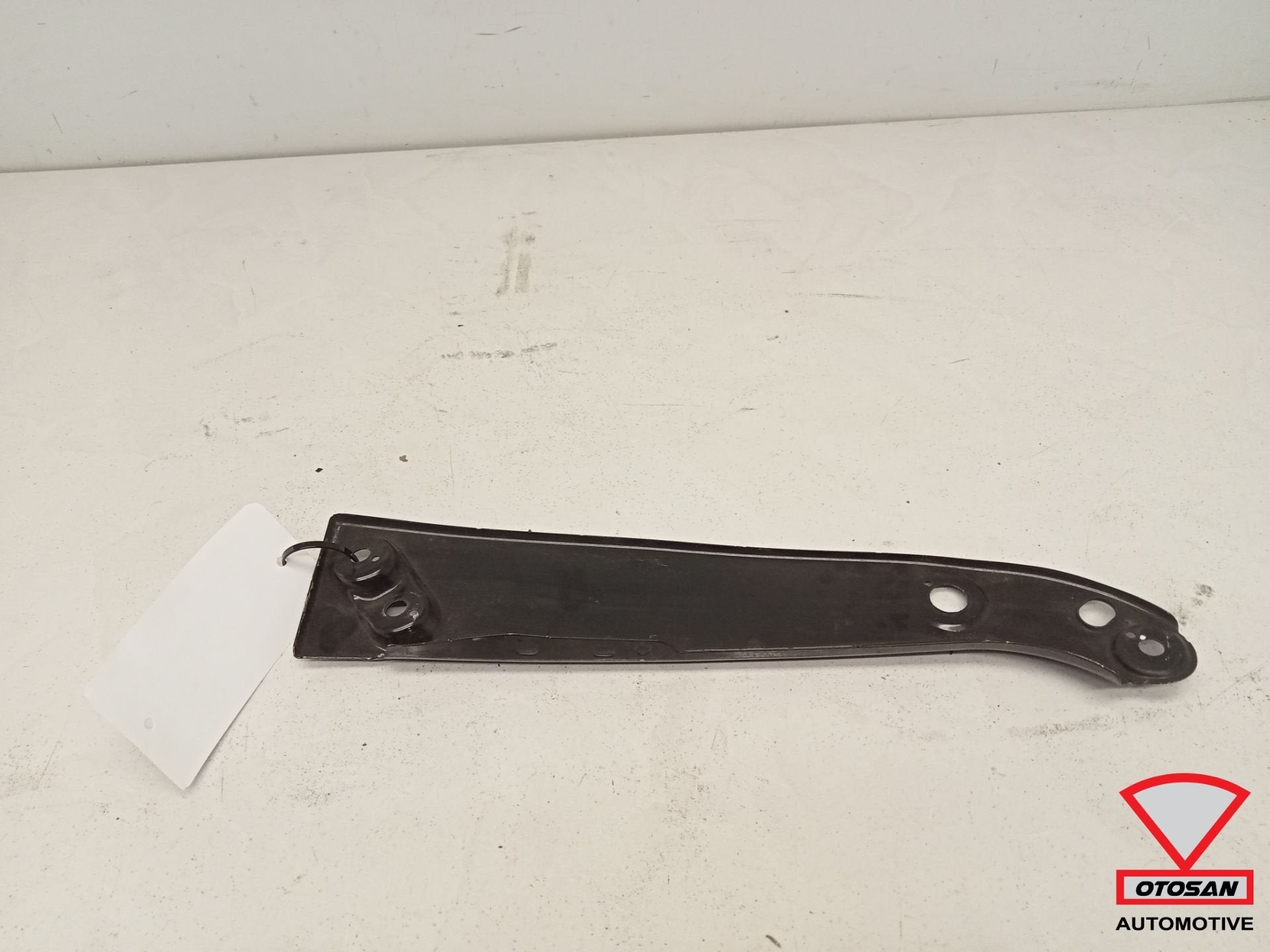 VW Up 2011-2023 Origineel! Koplamp Frame Steun Links, Auto-onderdelen, Gebruikt, Volkswagen, Volkswagen AG, Berliner Ring 2
38440  Wolfsburg, DE