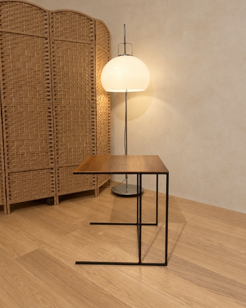 NIEUWSTAAT Minotti Side Table Walnut + GARANTIE | NP €2.300, Huis en Inrichting, 45 tot 60 cm, Minder dan 55 cm, Minotti, Vierkant