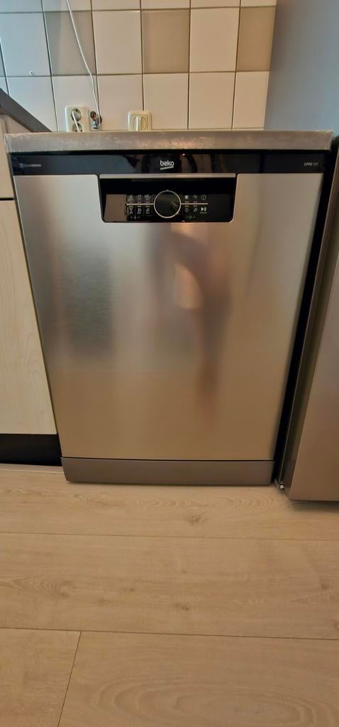 Vatwasser Beko B pro 500 (Nieuw), Ophalen, Zo goed als nieuw, Minder dan 85 cm