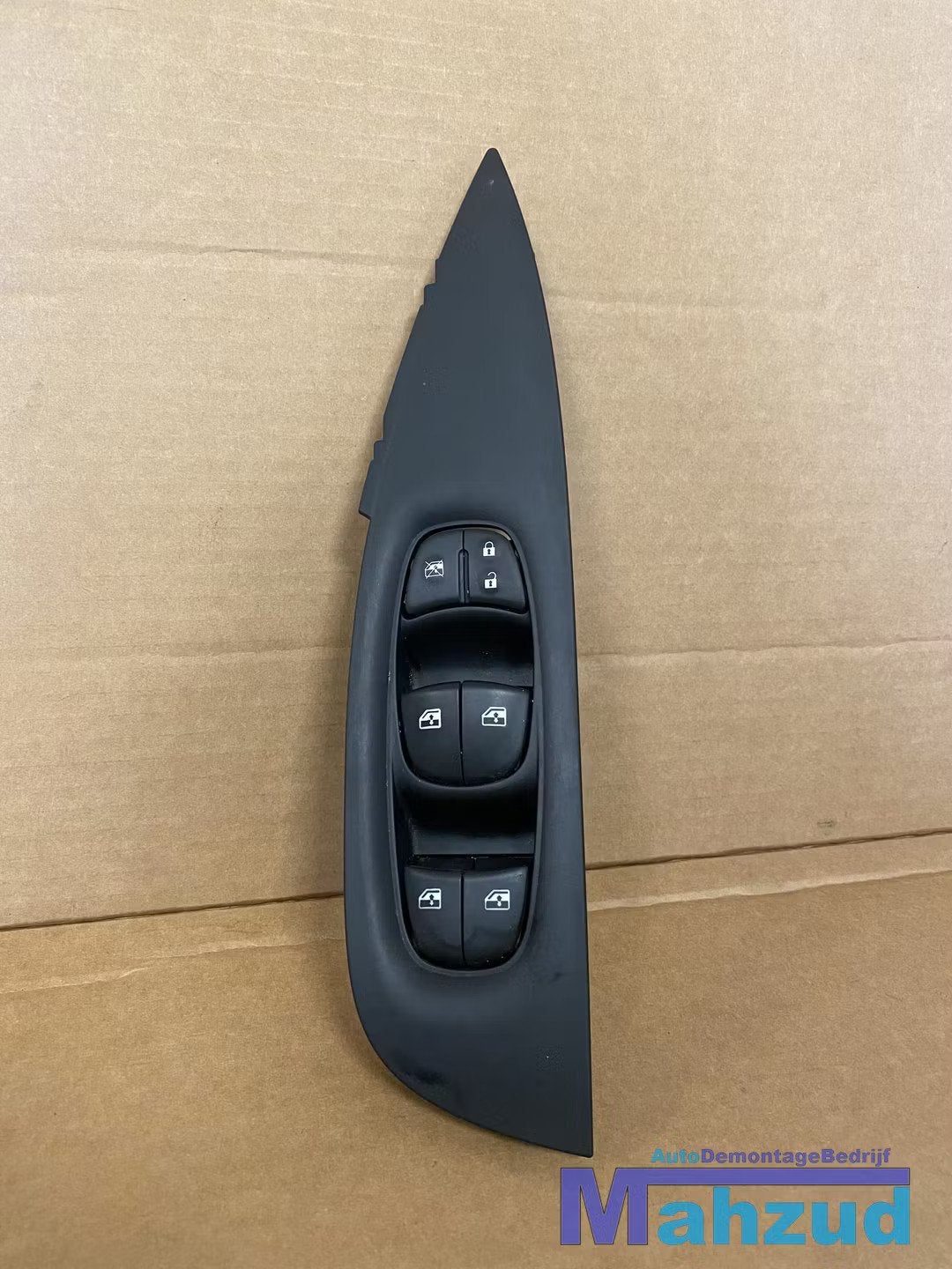 NISSAN QASHQAI 2 J11 Links raam schakelaar 2013-2021, Auto-onderdelen, Takashima 1-chome 1-1
220-8686  Yokohama, Ophalen of Verzenden