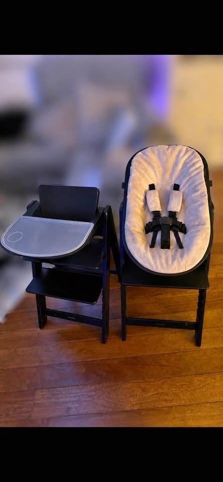 2 x Kidsmill Up kinderstoelen incl accesoires, Kinderen en Baby's, Kinderstoelen, Ophalen, Meegroeistoel, Zo goed als nieuw, X