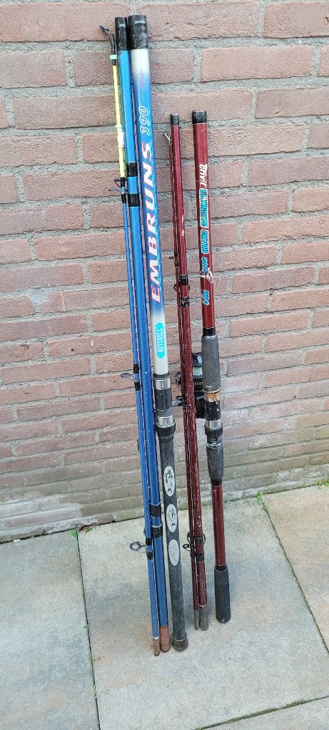 Partij strandhengels en boot hengels, Ophalen, Gebruikt, Werphengel