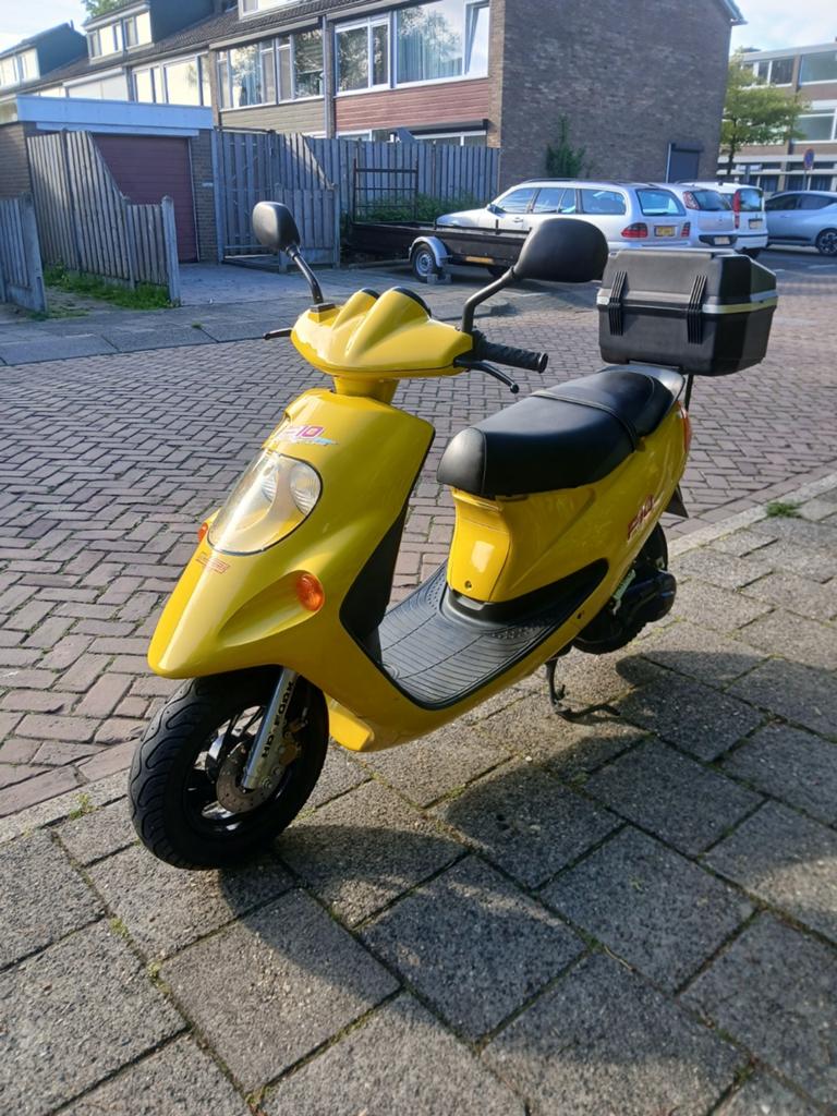 Malaguti f10 50cc 2t schuurvondst DUITS, Ophalen, Zo goed als nieuw