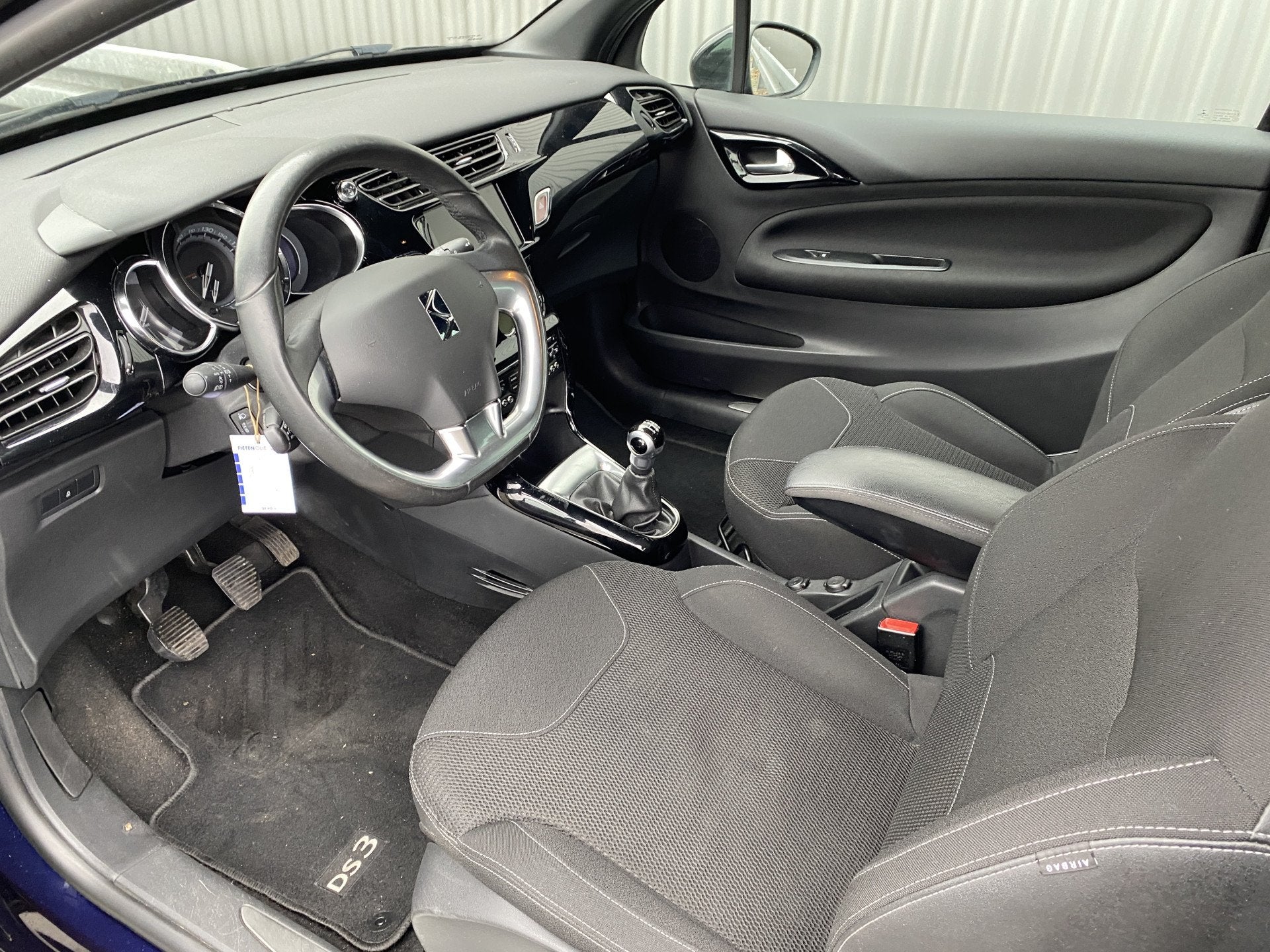 Citroën DS3 1.2 PureTech So Chic 155Dkm.NAP, Clima, Navi, C, Stof, Gebruikt, 1199 cc, Origineel Nederlands