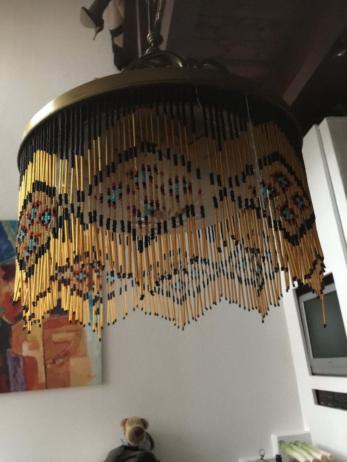 Hanglamp met kralen en kristallen kap Lees?, Huis en Inrichting, Lampen | Kroonluchters, Ophalen, Gebruikt, Antiek